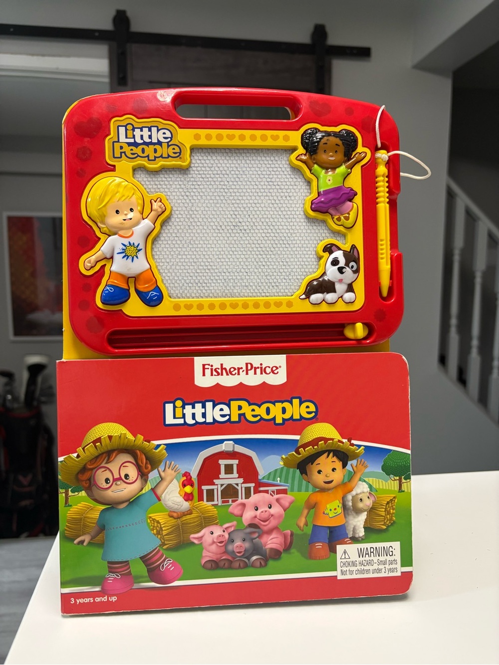 Fisher Price Little People 22 Page Storybook Magnetic Drawing Kit